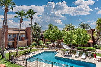 Pool and Landscape at Acacia Hills Apartments in Tucson Arizona July 2020